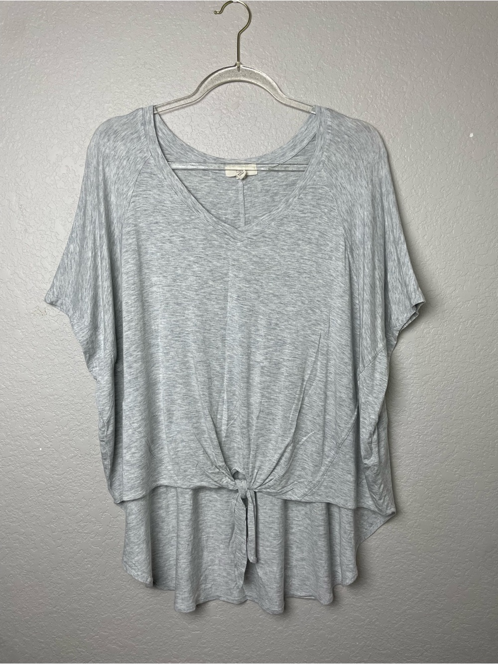 Cupio Light Gray Oversized V-Neck Tie-Front Tunic Top Size XL - Picture 1 of 7